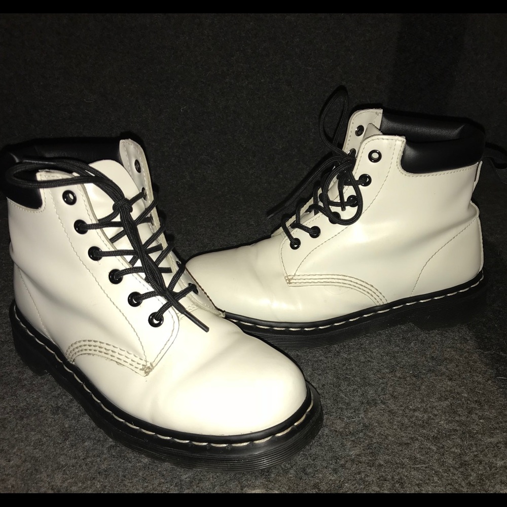 Dr. Martens 939 White Unisex boot